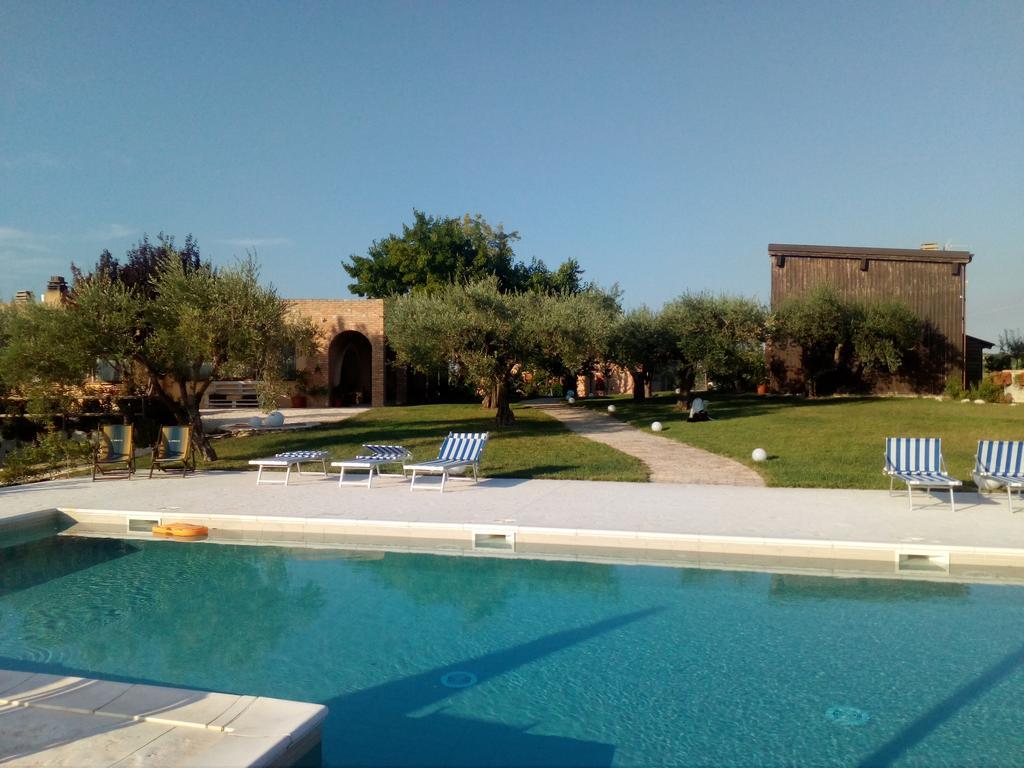 Agriturismo Piccolo Albero Лорето-Апрутино Экстерьер фото
