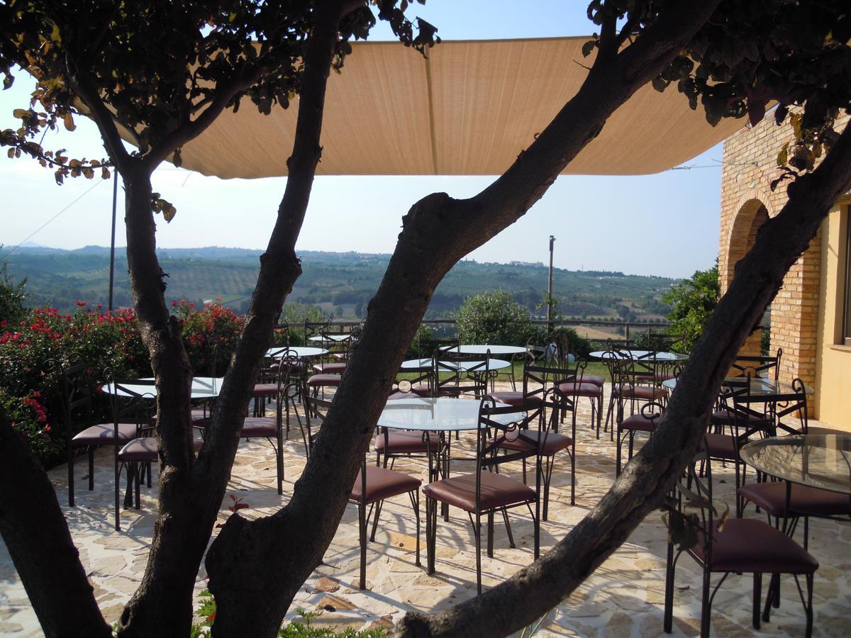 Agriturismo Piccolo Albero Лорето-Апрутино Экстерьер фото
