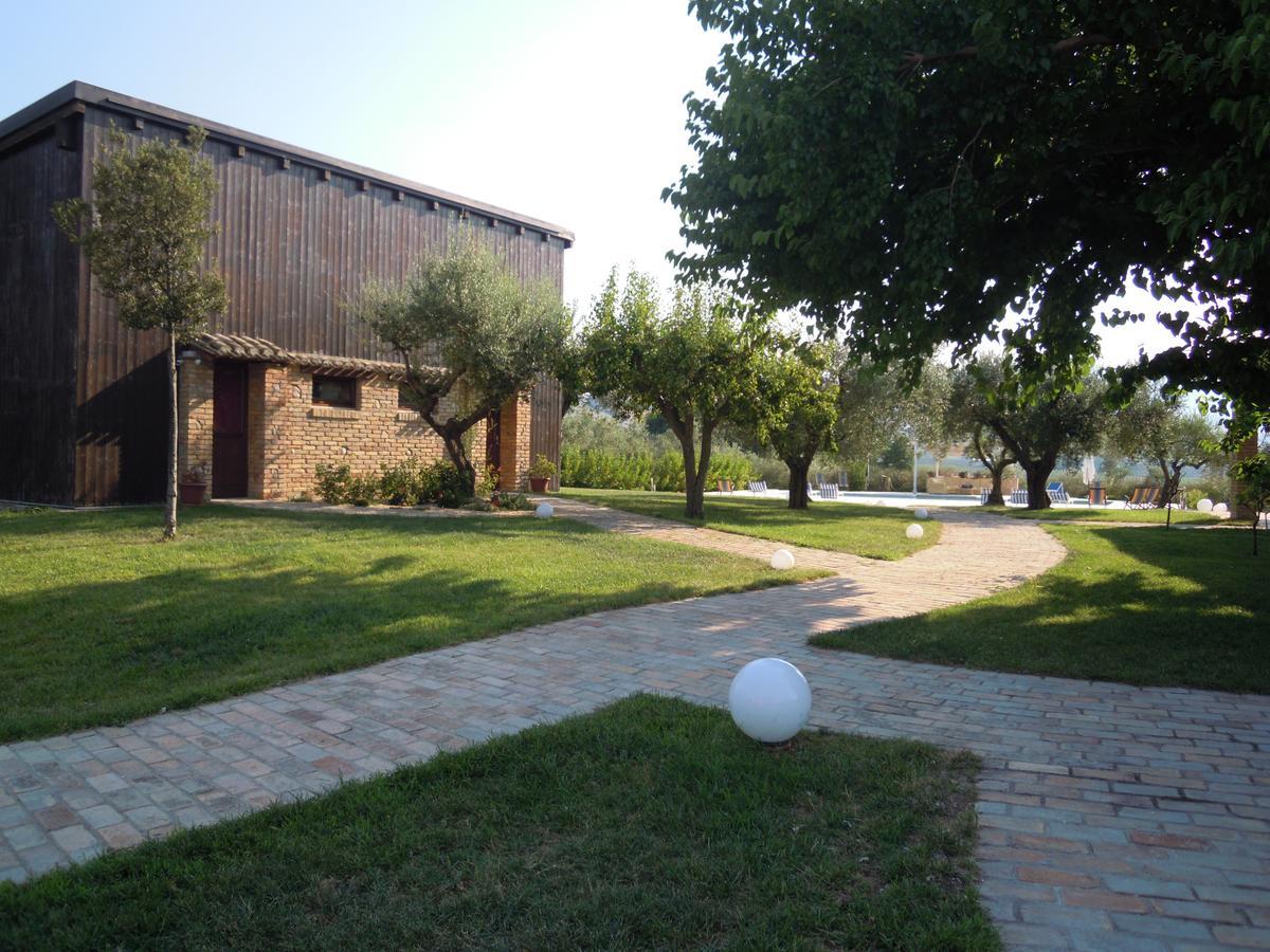 Agriturismo Piccolo Albero Лорето-Апрутино Экстерьер фото